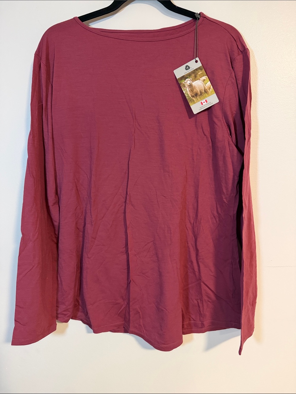 Women's Long Sleeve Scoop Neck Top in Rosewood